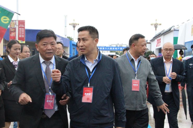 宏发房产经纪